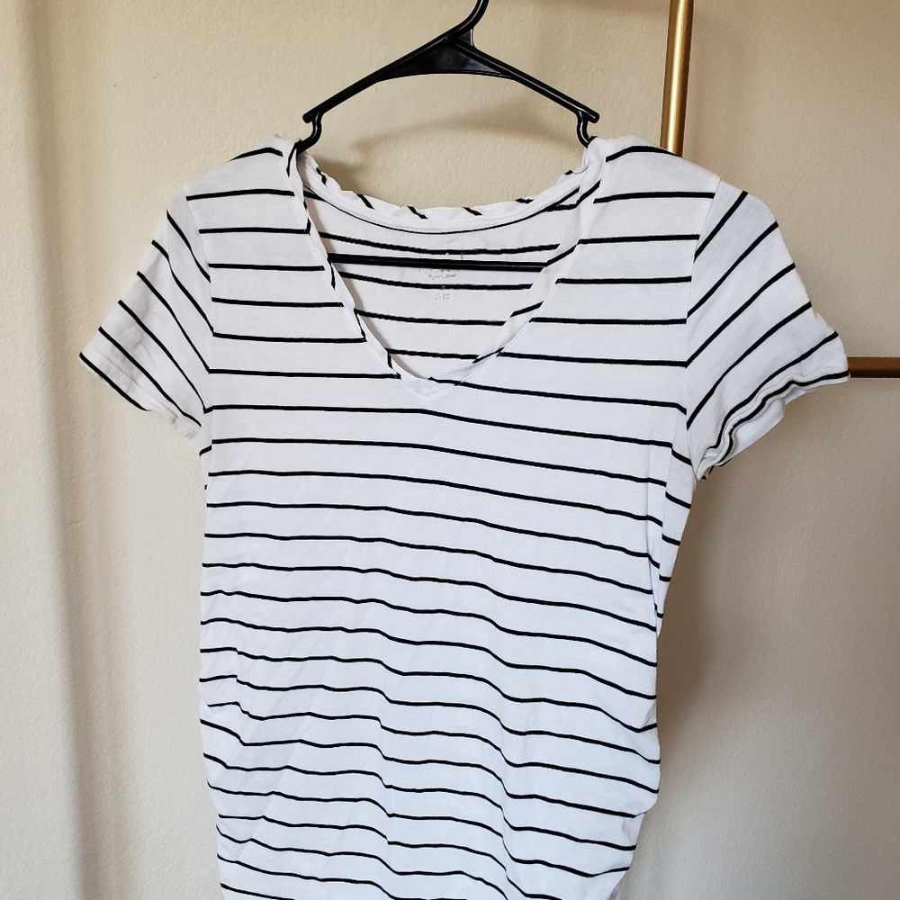 Size Small Striped Short Sleeve Maternity Shirt